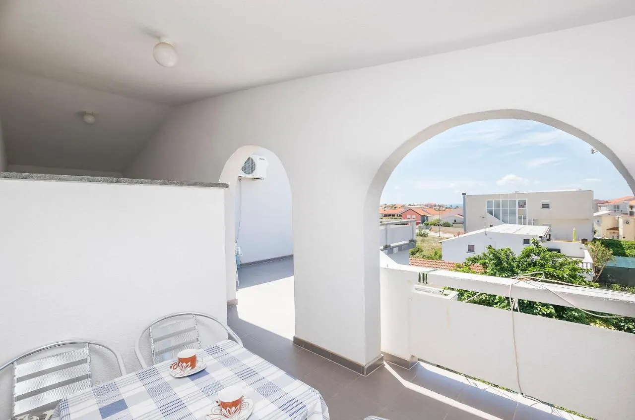Apartments Ivan Vir