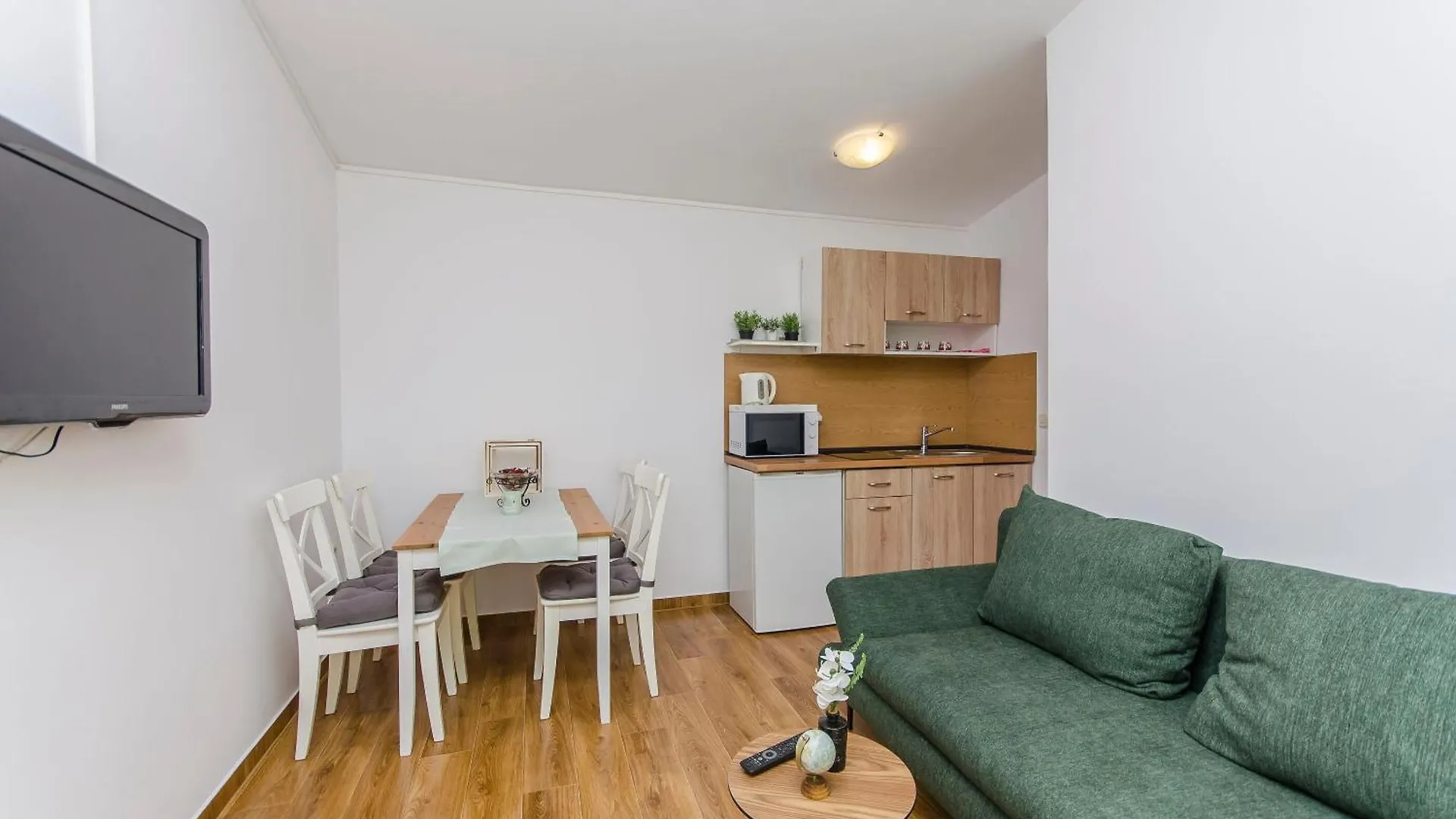 Apartments Ivan Vir