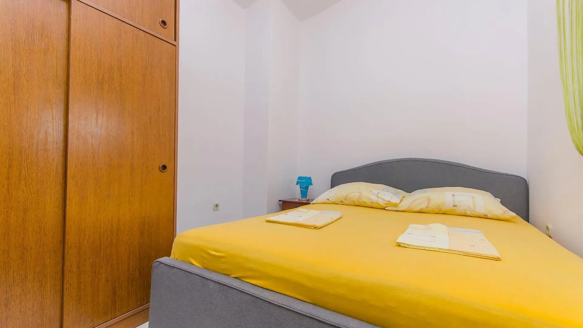 Apartments Ivan Vir Croatia
