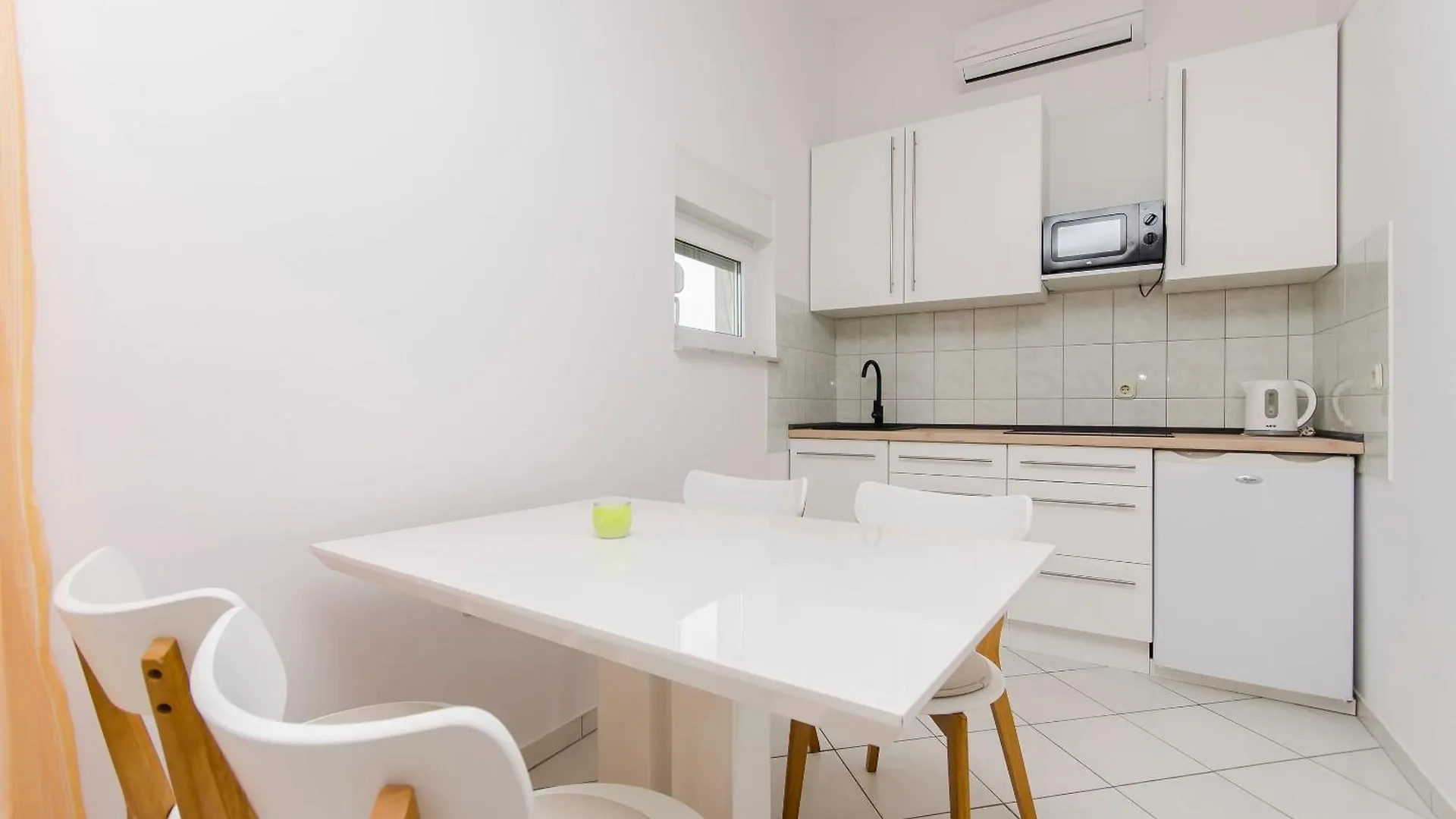 Apartments Ivan Vir